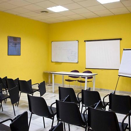 Albergue Inturjoven Sevilla מראה חיצוני תמונה
