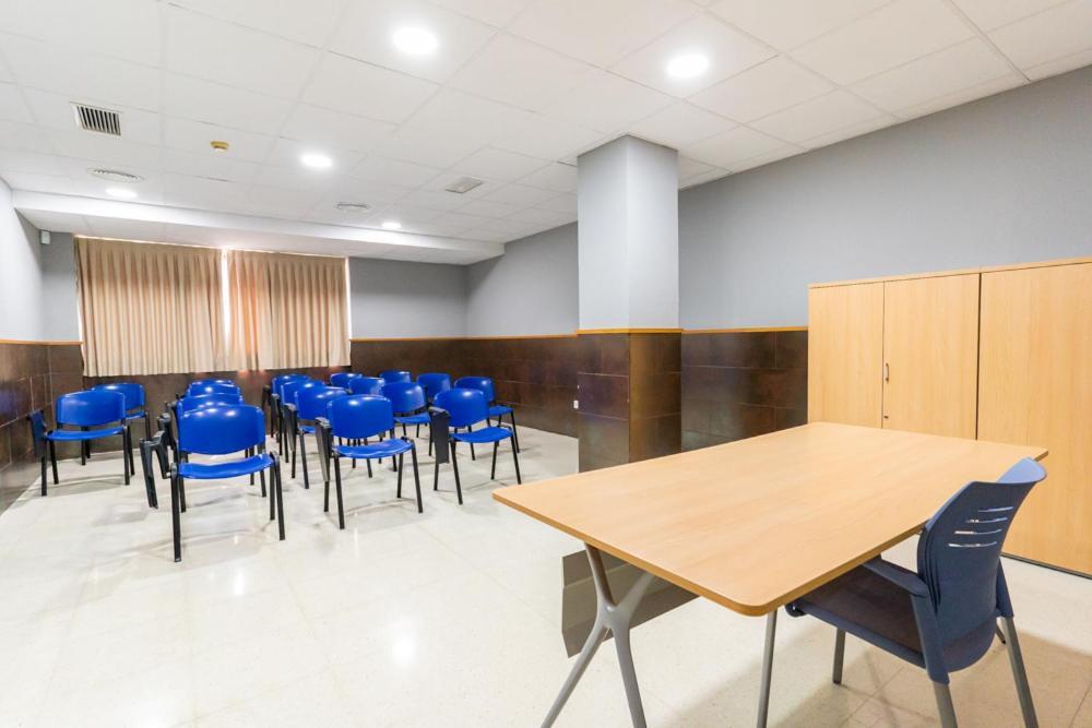 Albergue Inturjoven Sevilla מראה חיצוני תמונה