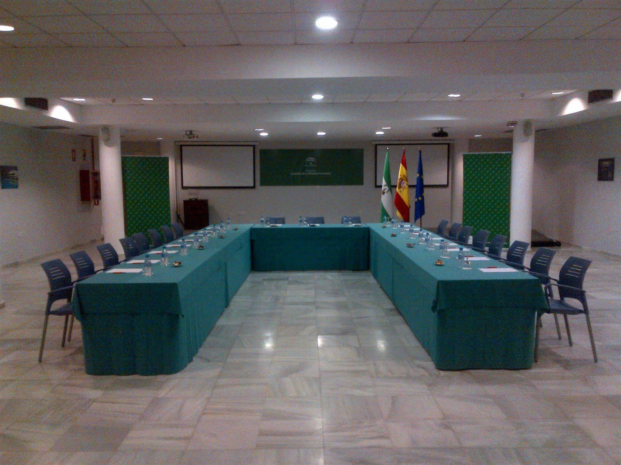Albergue Inturjoven Sevilla מראה חיצוני תמונה