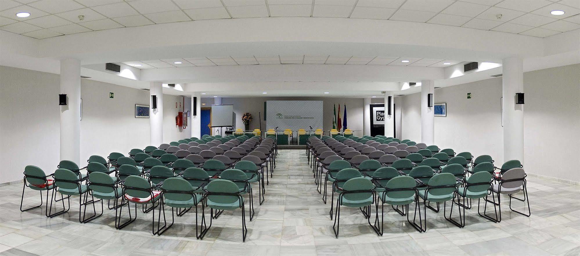 Albergue Inturjoven Sevilla מראה חיצוני תמונה